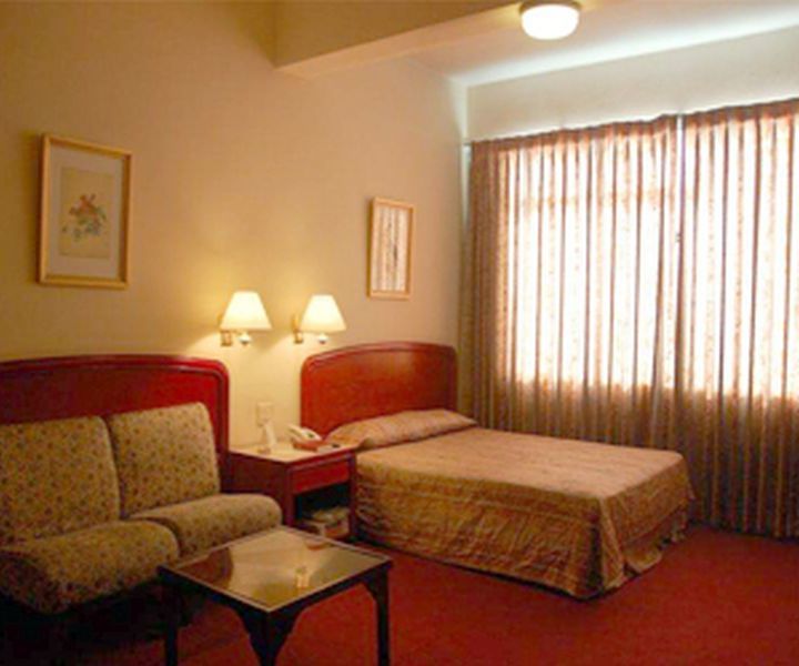 Great Eastern Hotel Makati Makati City Dış mekan fotoğraf